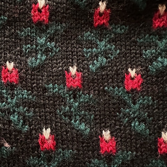 Vintage 80's Susan Bristol Embroidered Floral Wool Sweater - Picture 5 of 11